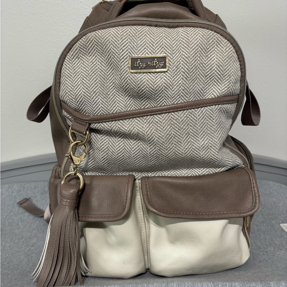Itzy Ritzy Boss Large Backpack Diaper Bag